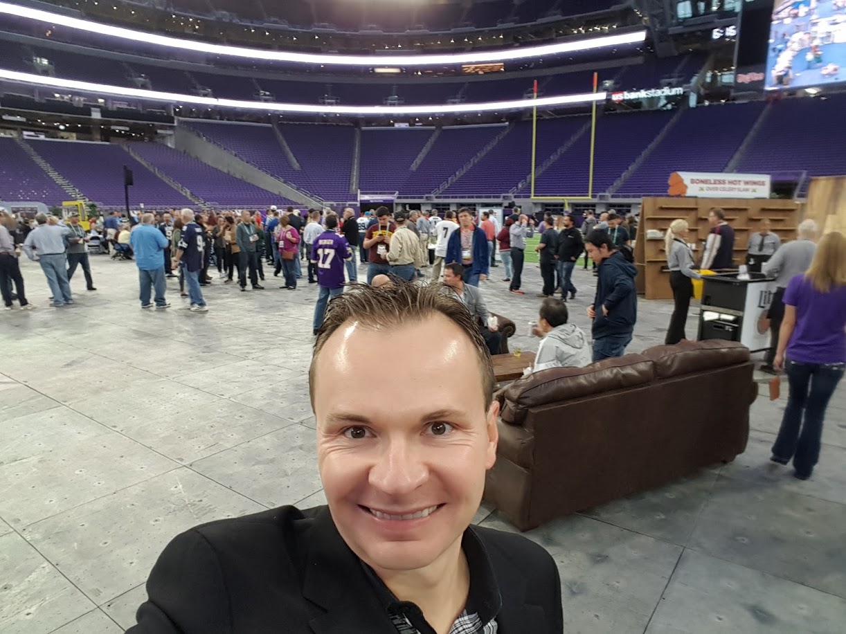 U.S. Bank Stadium Delta SKY360° Club